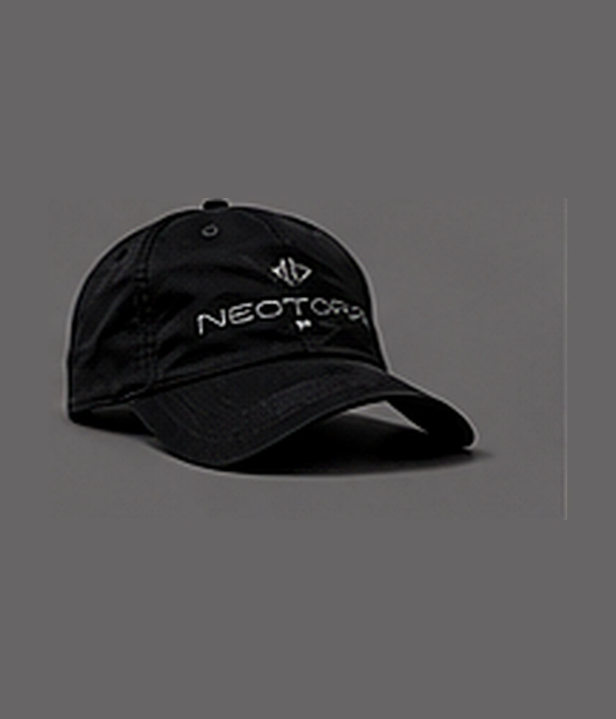 Neotora Script Cap in black